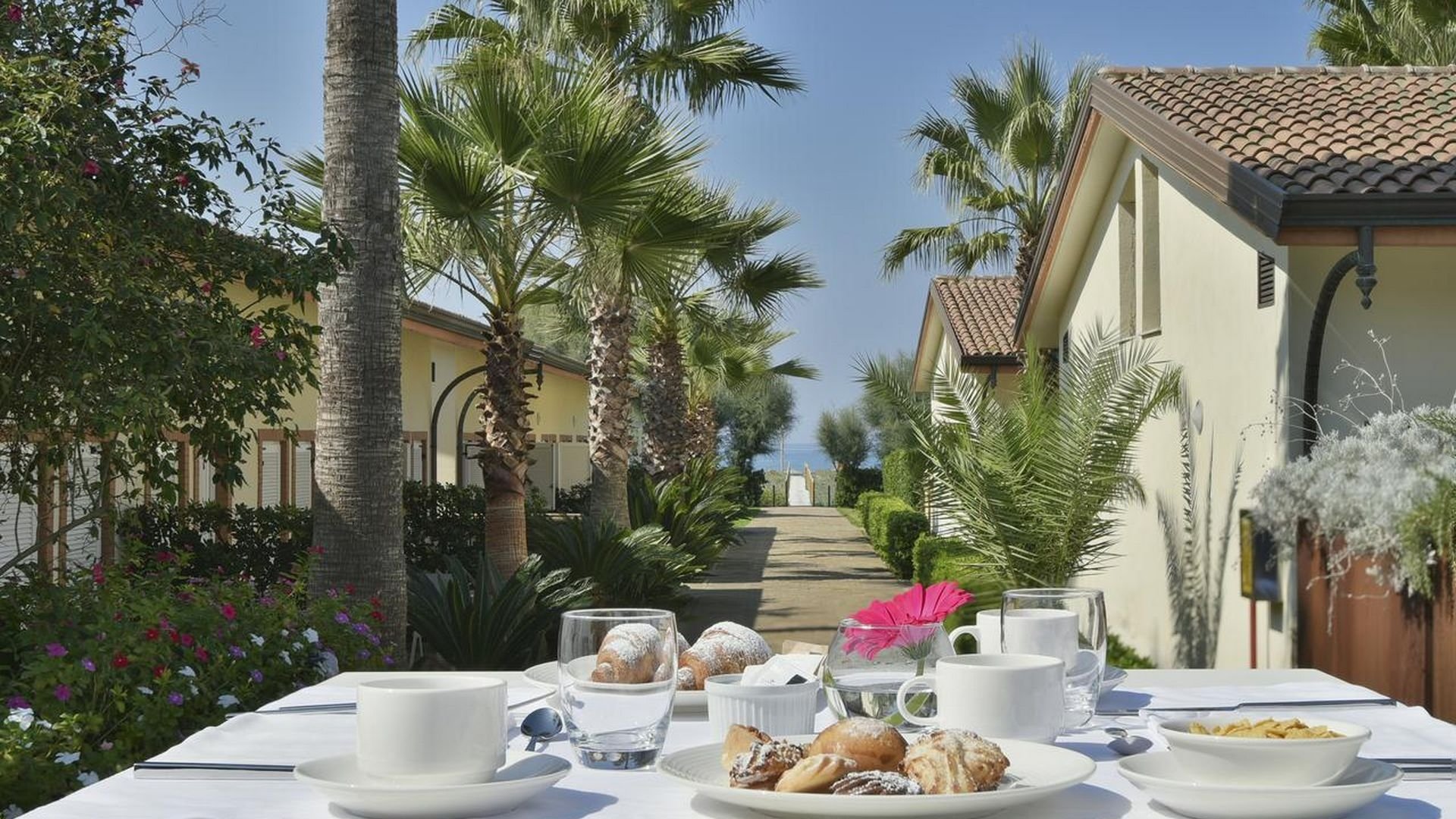 Paestum Inn Beach Resort